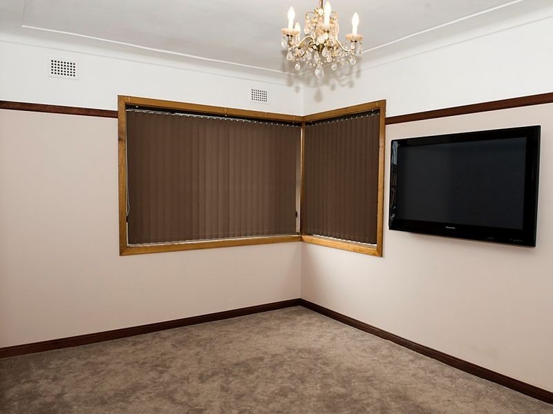 16 Linda Street, Fairfield Heights NSW 2165