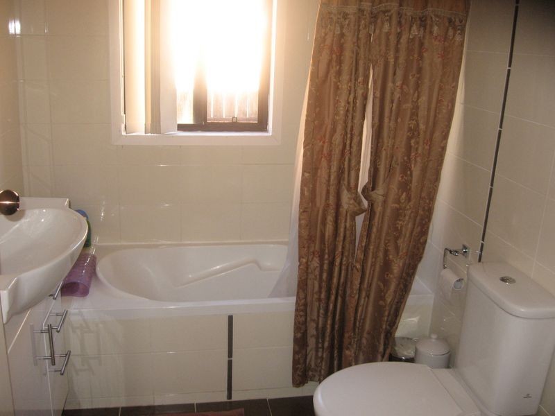 4 Linda Street, Fairfield Heights NSW 2165