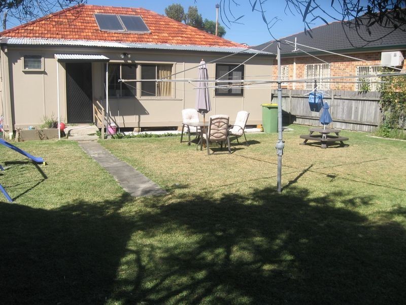 4 Linda Street, Fairfield Heights NSW 2165