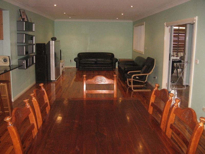 6 Low Street, Smithfield NSW 2164