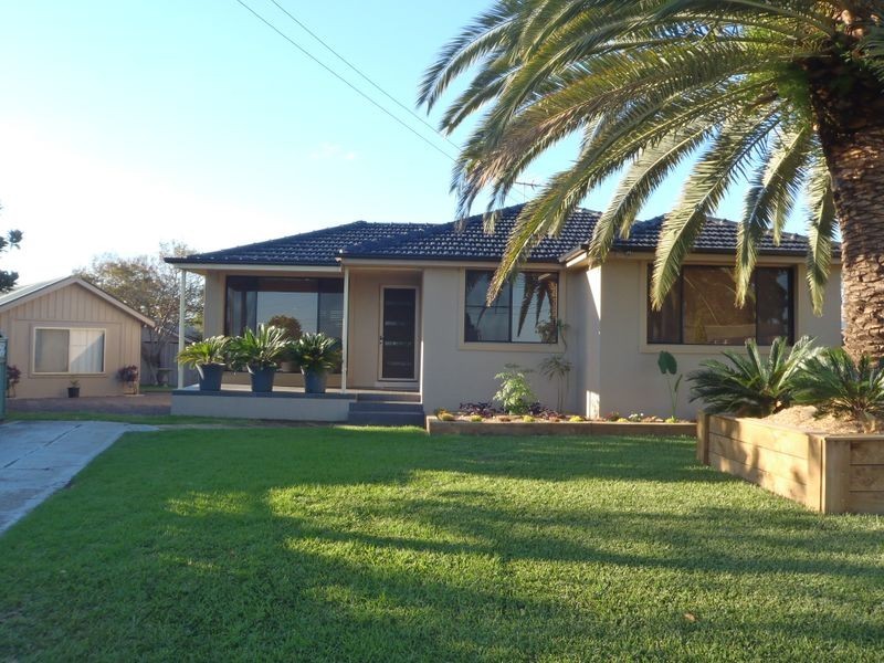 15 Flinders Street, Fairfield West NSW 2165