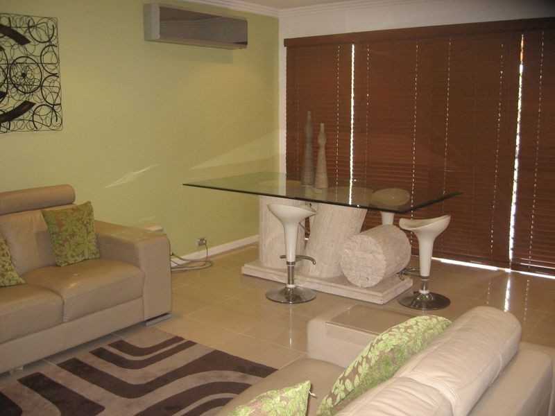 15 Flinders Street, Fairfield West NSW 2165