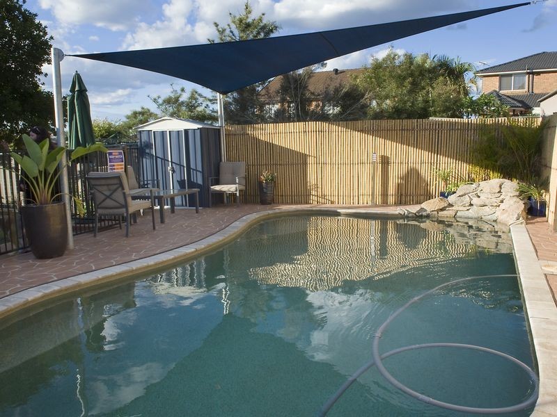 2 Procter Close, Abbotsbury NSW 2176