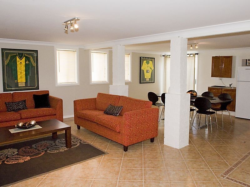 7 Mariner Crescent, Abbotsbury NSW 2176