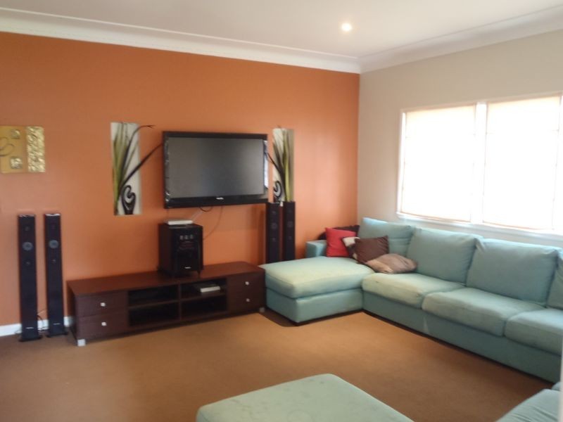 131 Cumberland Road, Greystanes NSW 2145