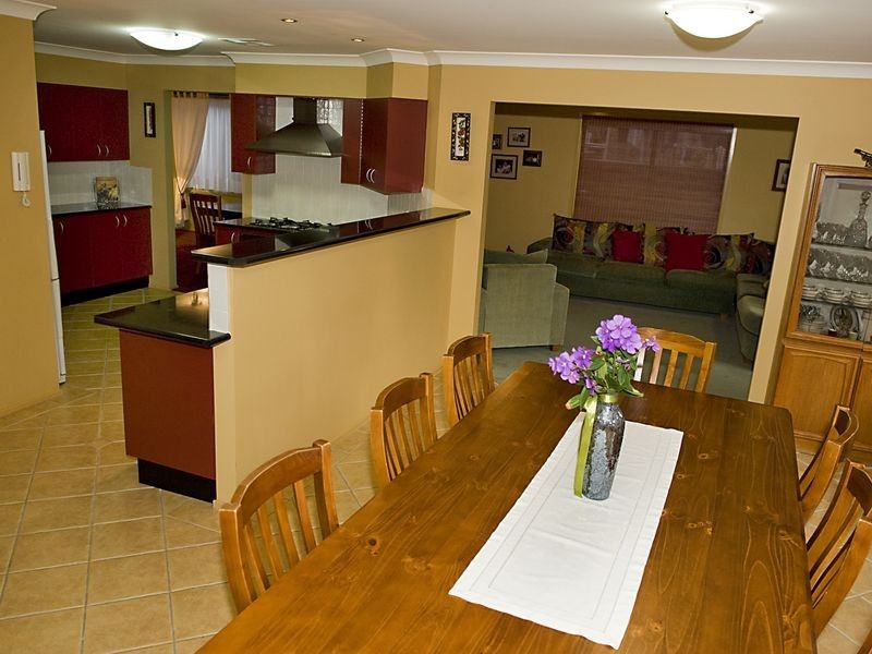 5 Hackett Road, Abbotsbury NSW 2176