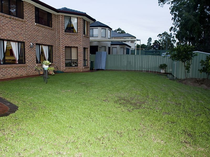 5 Hackett Road, Abbotsbury NSW 2176