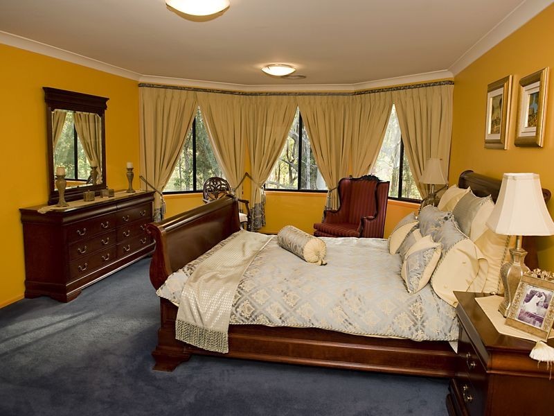 5 Hackett Road, Abbotsbury NSW 2176