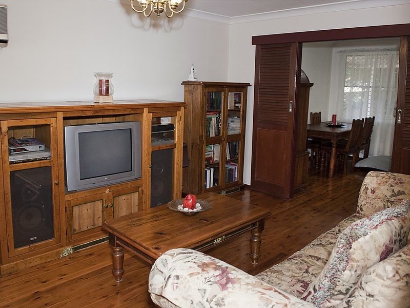 10 Bowler Avenue, Fairfield NSW 2165