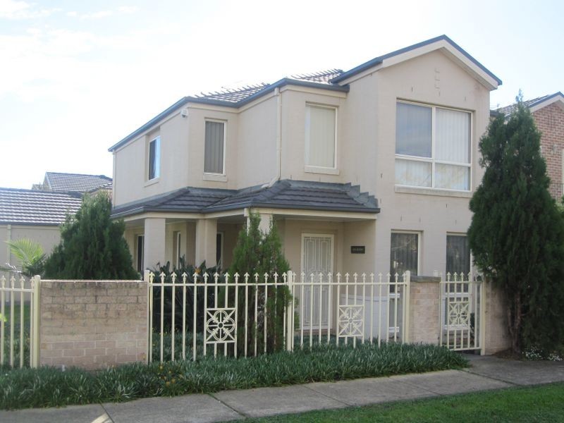 31 Laurina Avenue, Fairfield East NSW 2165