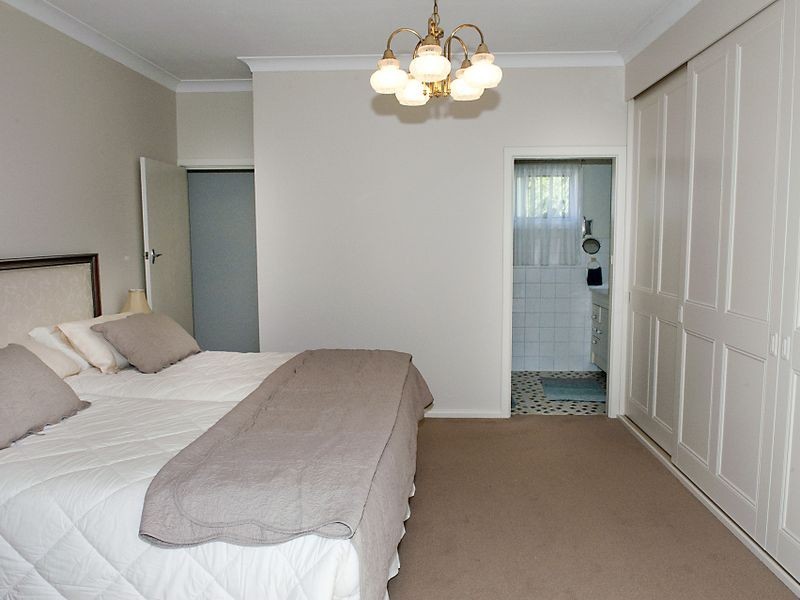 7 Links Avenue, Cabramatta NSW 2166