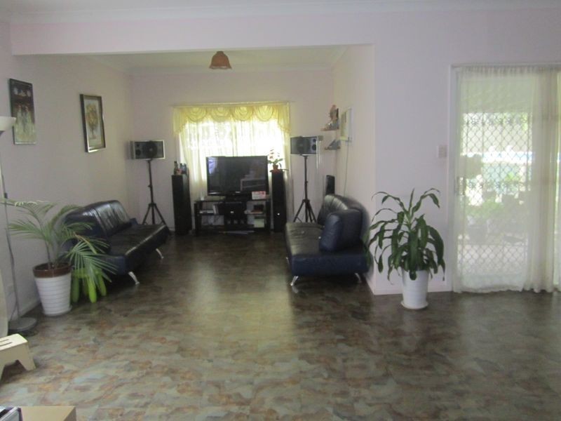 82 Lombard Street, Fairfield West NSW 2165