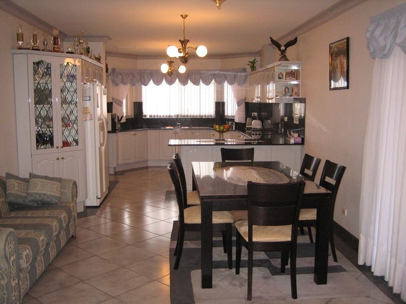Fairfield West NSW 2165
