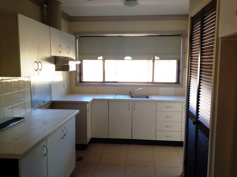 497 The Horsley Drive, Fairfield NSW 2165