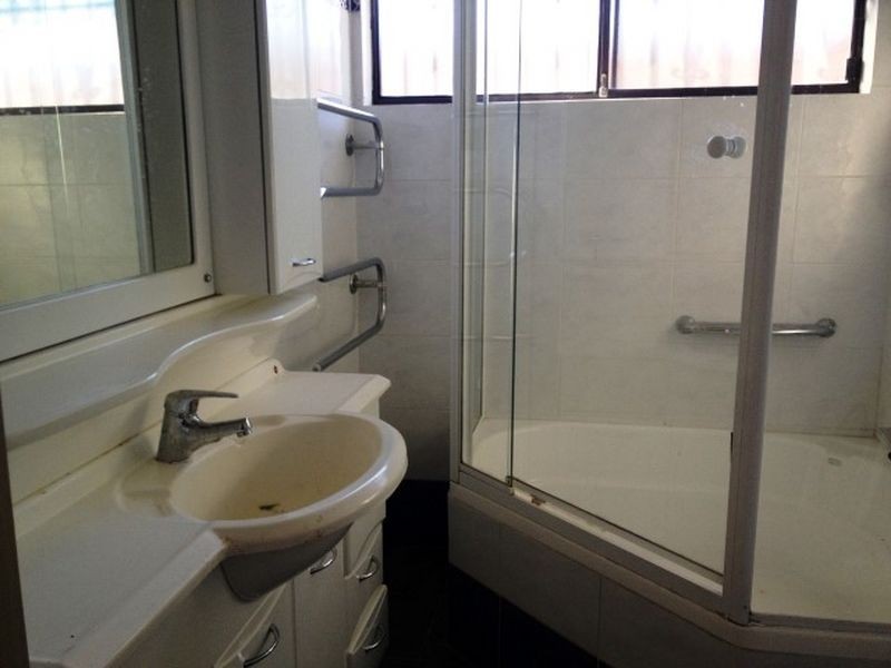 497 The Horsley Drive, Fairfield NSW 2165