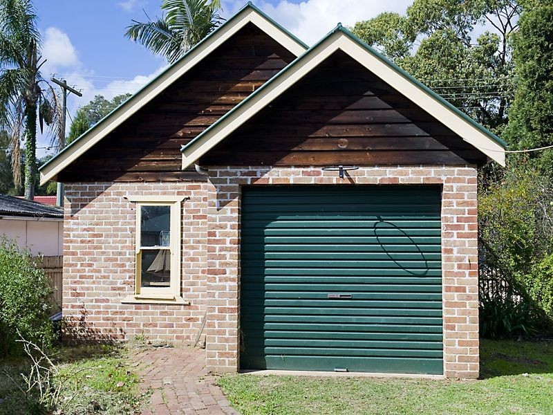 9 Hawkesbury Street, Fairfield West NSW 2165