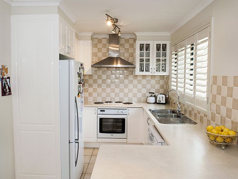 4 Westwood Street, Prairiewood NSW 2176