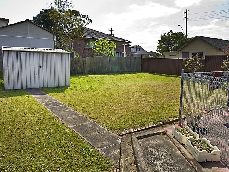 238 Hamilton Road, Fairfield Heights NSW 2165