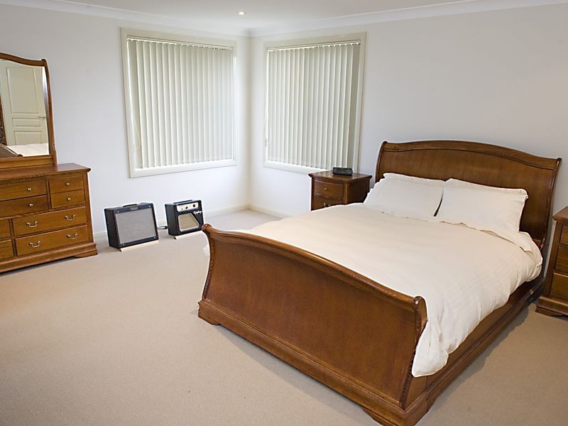 Edensor Park NSW 2176