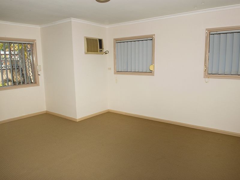 Fairfield East NSW 2165