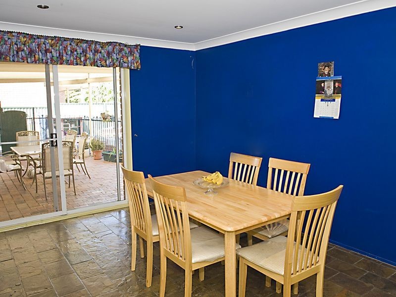 11 Anglevale Road, Edensor Park NSW 2176