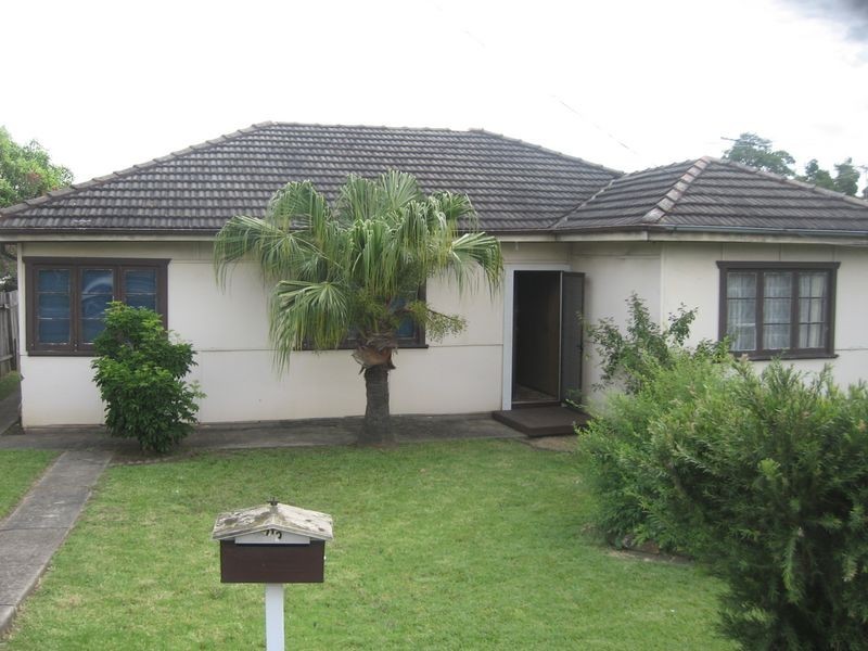 Fairfield West NSW 2165