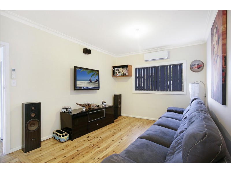 64 Palmerston Road, Fairfield West NSW 2165