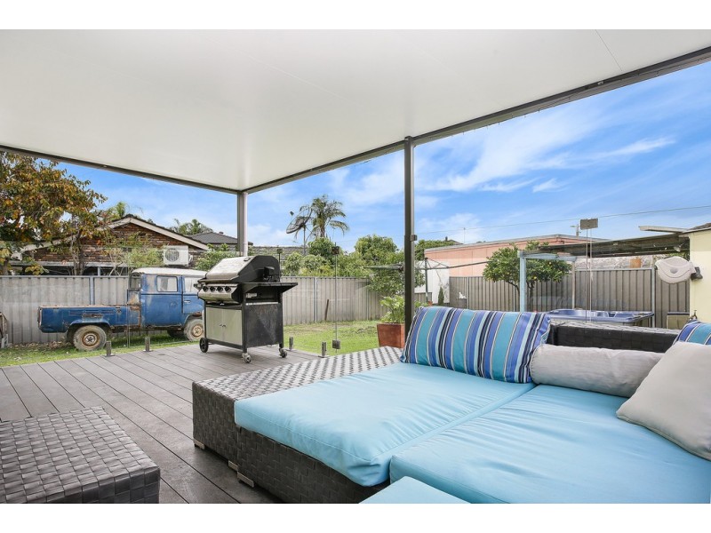 64 Palmerston Road, Fairfield West NSW 2165