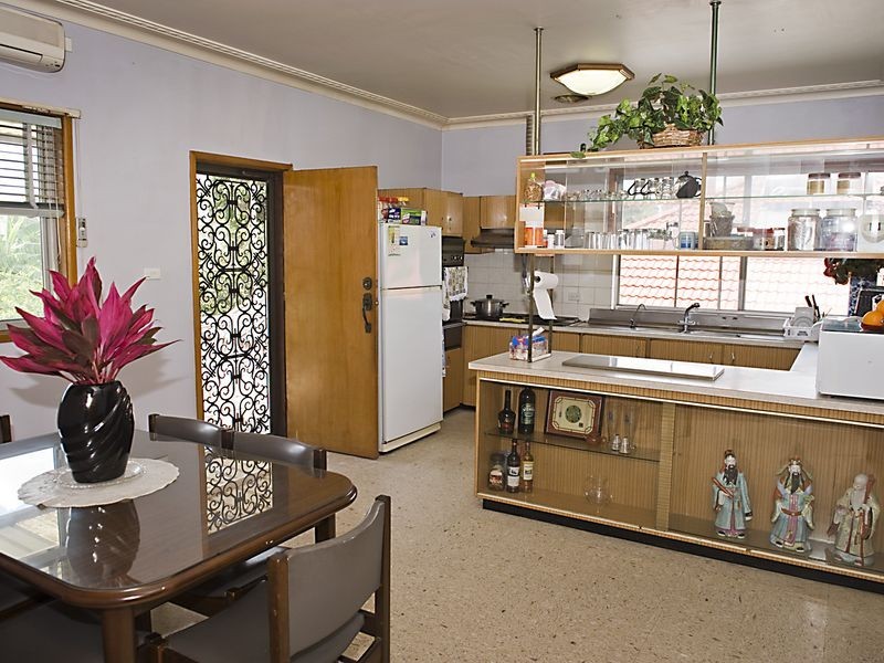 Fairfield East NSW 2165