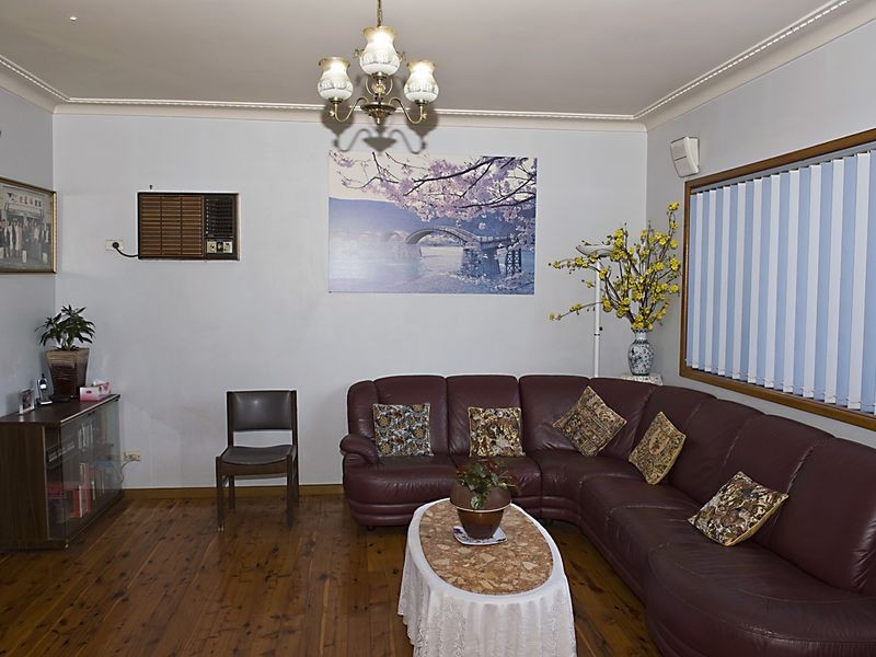 Fairfield East NSW 2165