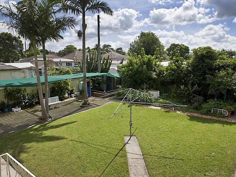 Fairfield East NSW 2165