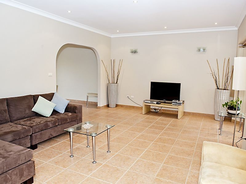 Greenfield Park NSW 2176