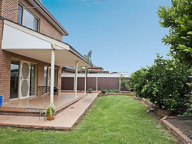 Greenfield Park NSW 2176