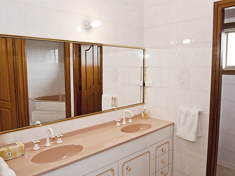 Greenfield Park NSW 2176