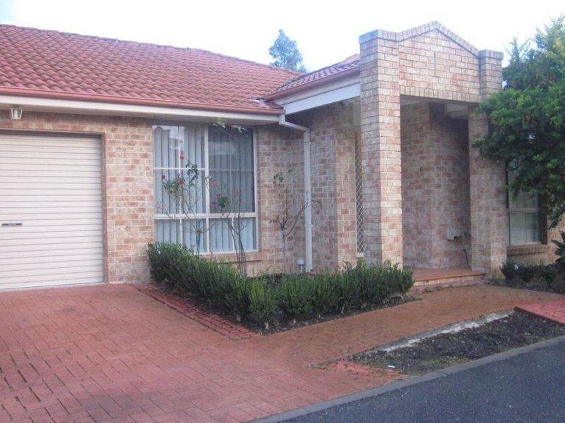 8/91 McCarthy Street, Fairfield West NSW 2165