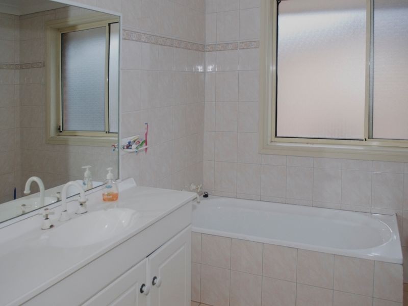 64 Mitchell Street, Carramar NSW 2163