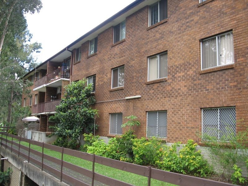 Carramar NSW 2163