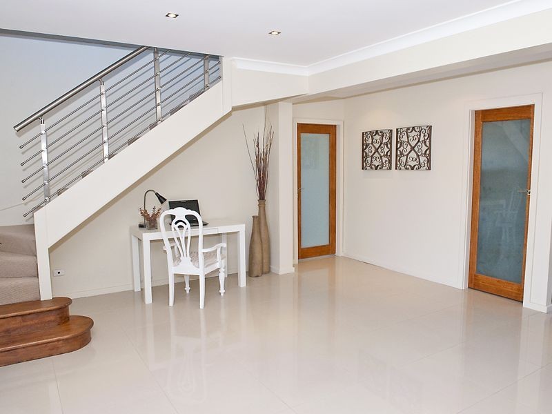 12 Ogden Close, Abbotsbury NSW 2176