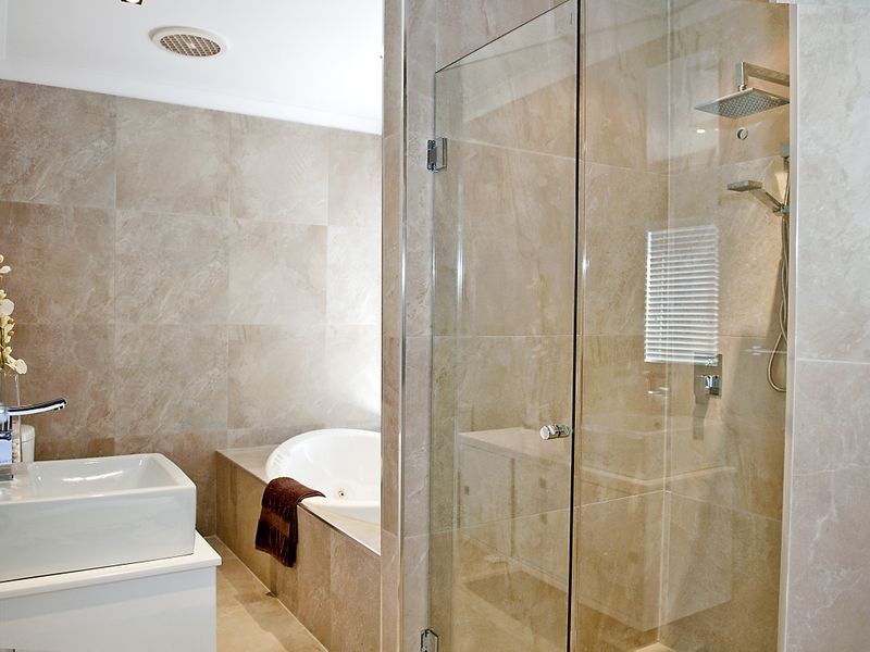 12 Ogden Close, Abbotsbury NSW 2176