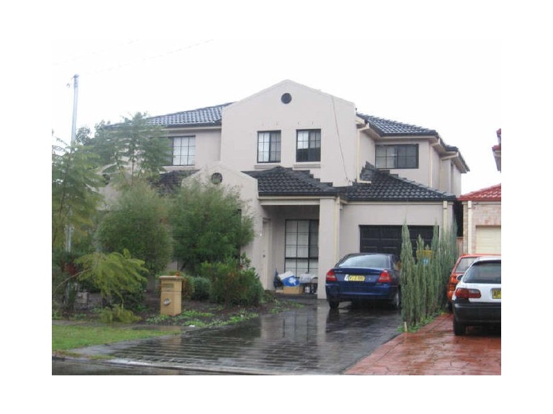 Fairfield NSW 2165