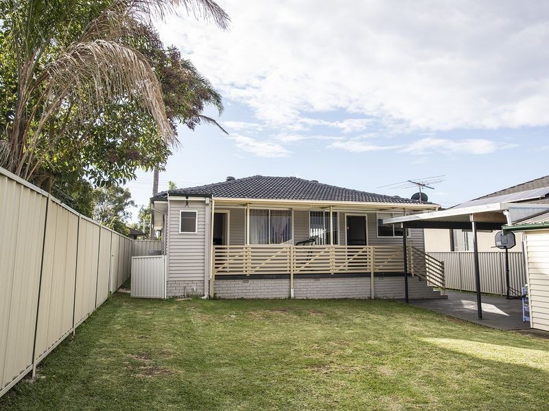 33 Brentwood Street, Fairfield West NSW 2165
