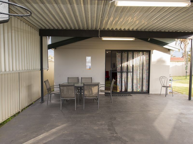 33 Brentwood Street, Fairfield West NSW 2165