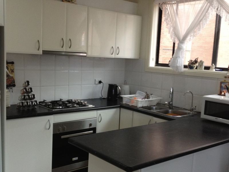 16a The Grove, Fairfield NSW 2165