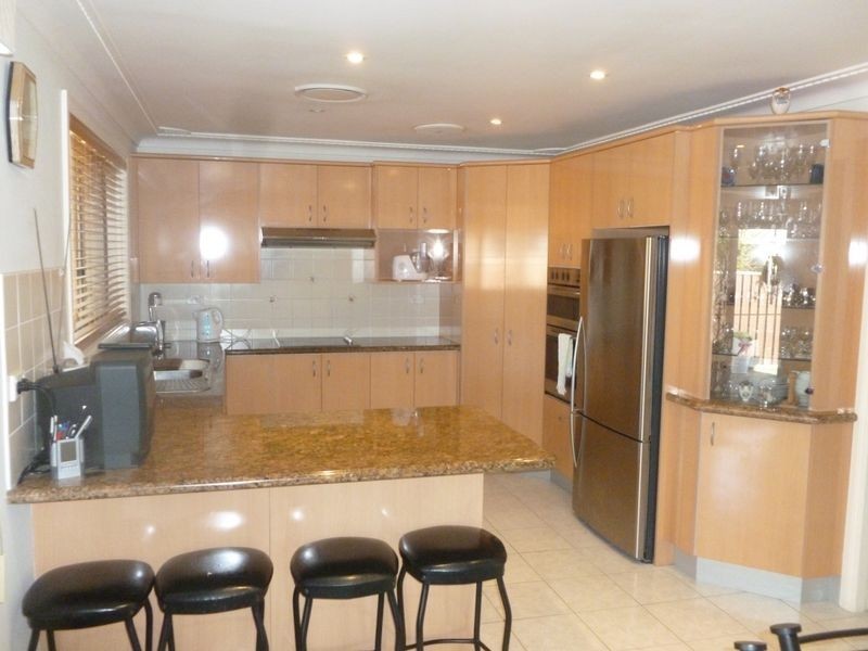 9 Whyalla Close, Wakeley NSW 2176