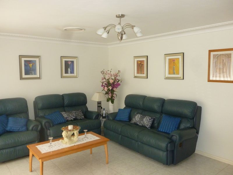 9 Whyalla Close, Wakeley NSW 2176