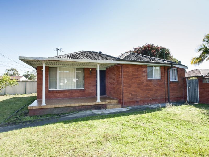 49 Hawkesbury Street, Fairfield West NSW 2165