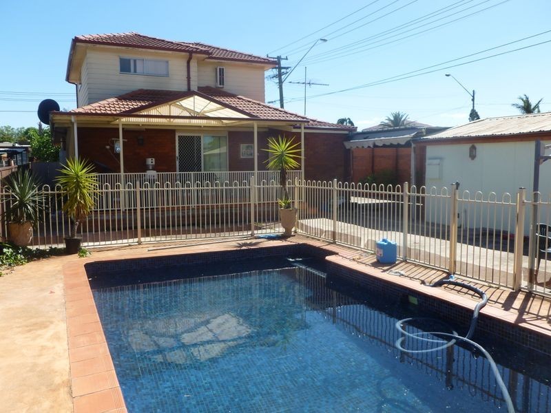 26 Baudin Crescent, Fairfield West NSW 2165