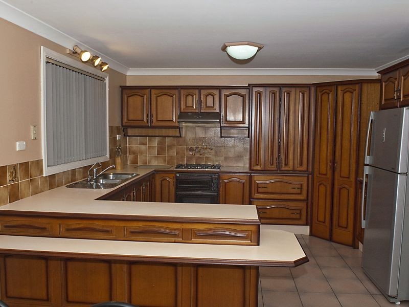 32 Garrison Road, Bossley Park NSW 2176