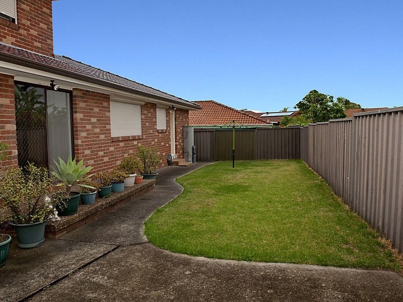 32 Garrison Road, Bossley Park NSW 2176