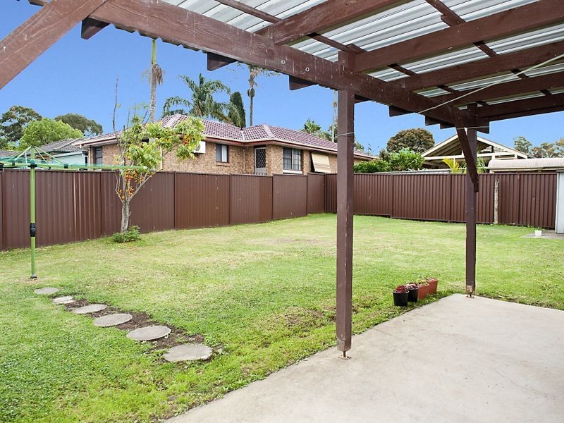 16 Turquoise Cres, Bossley Park NSW 2176